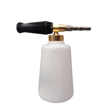 Skumlans med fast dosering, professionell skumutrustning f�r reng�ring i stall och lantbruk.