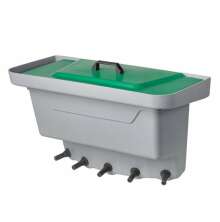 Milkfeeder med 5 spenar att h�nga p� kalvhydda