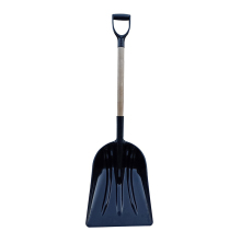 Kombiskyffel med D-handtag, svart plastblad och askskaft � robust skyffel f�r lantbruk, stall och g�rdsarbete.